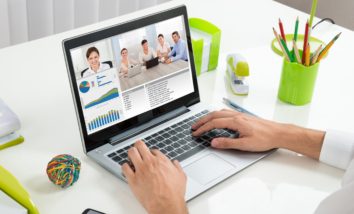 Which Live Stream Software for Video conferencing?